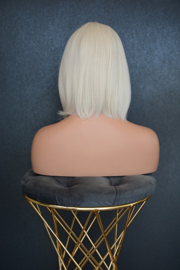 Kısa Küt Platin Fiber Sentetik Peruk